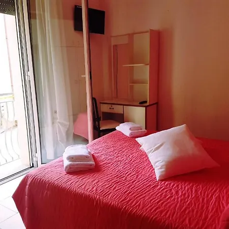 Giannella 3*